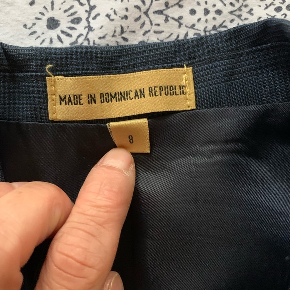 Boys Navy Suit! - Picture 4 of 6